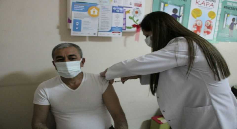 Başkan Nedim Kaplan, Korona aşısını oldu