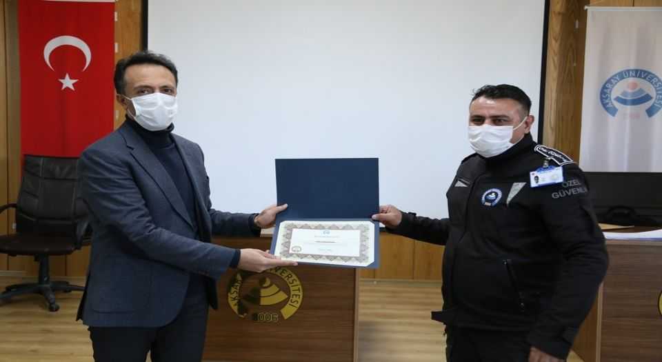 Aksaray Üniversitesinde güvenlik görevlilerine verimlilik eğitimi