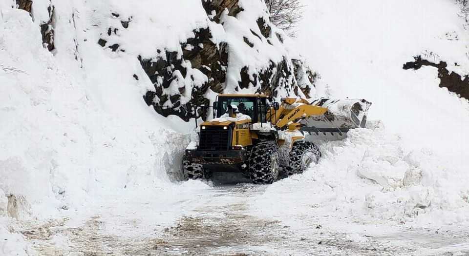 Siirtte kar dolayısıyla 21 köye ulaşım sağlanamıyor