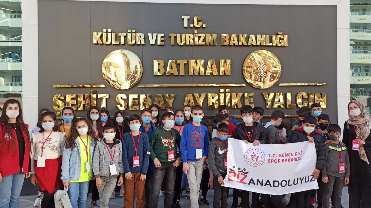 Siirtten gelen öğrenciler Batmanı ziyaret etti