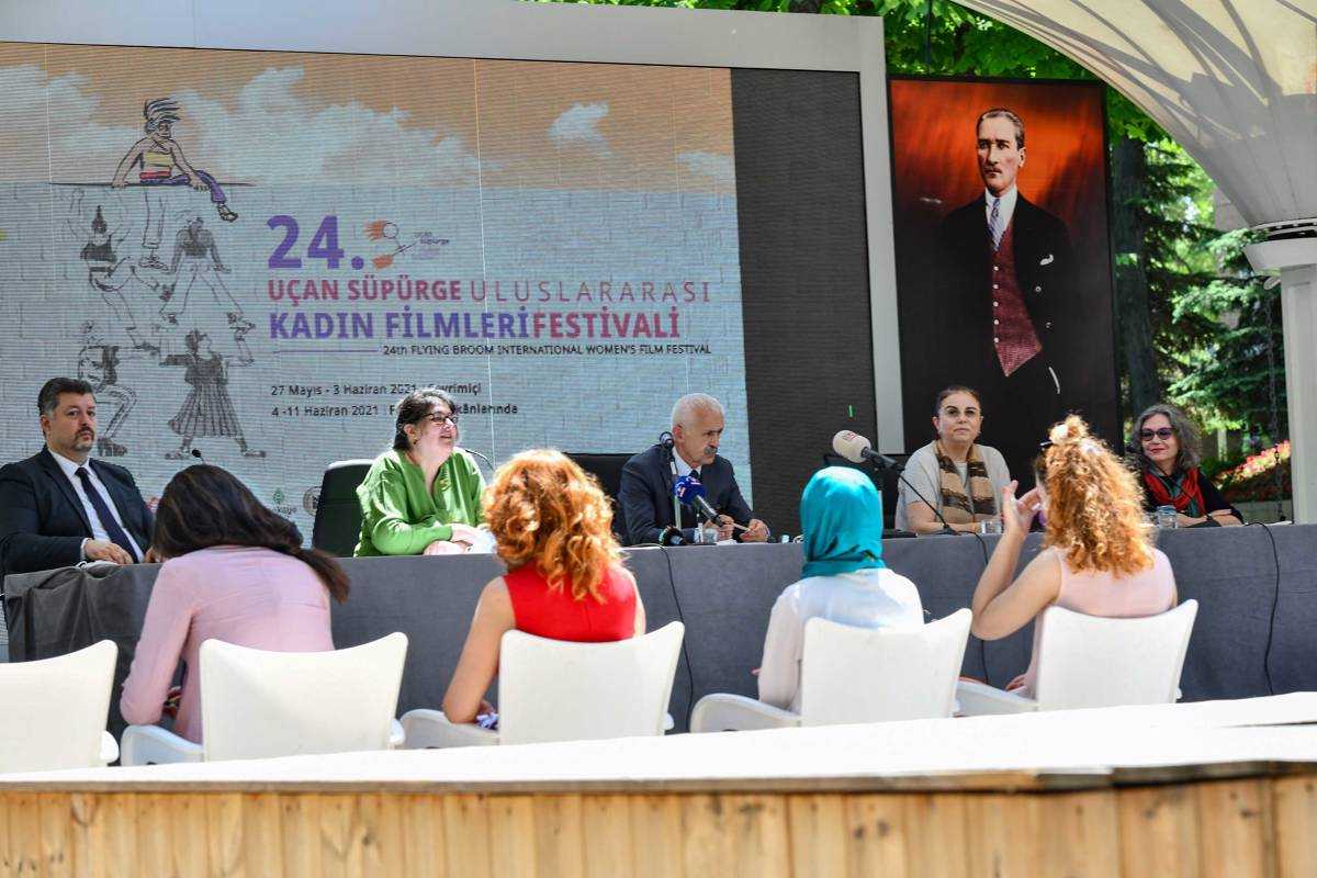 Ankara’da Uçan Süpürge Uluslararası Kadın Filmleri Festivali başladı