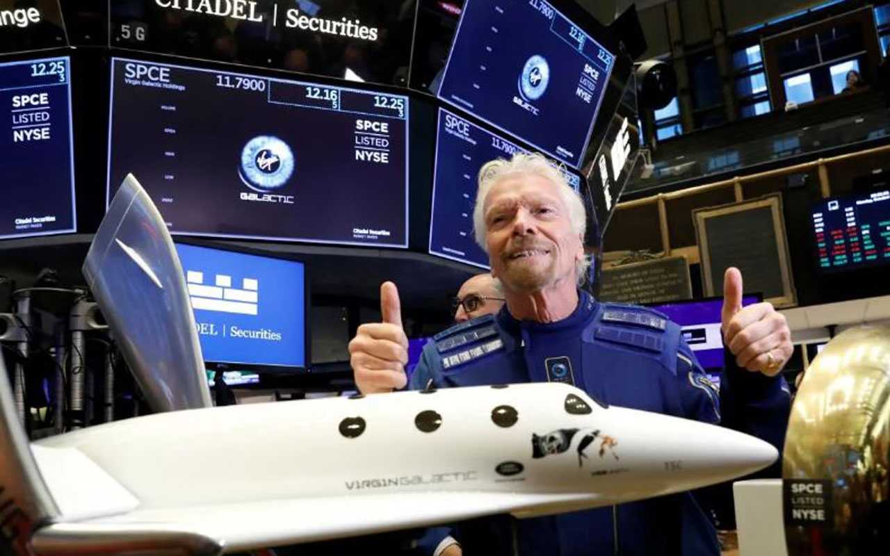 Milyarder Branson’un uzay yolculuğu canlı yayınlanacak