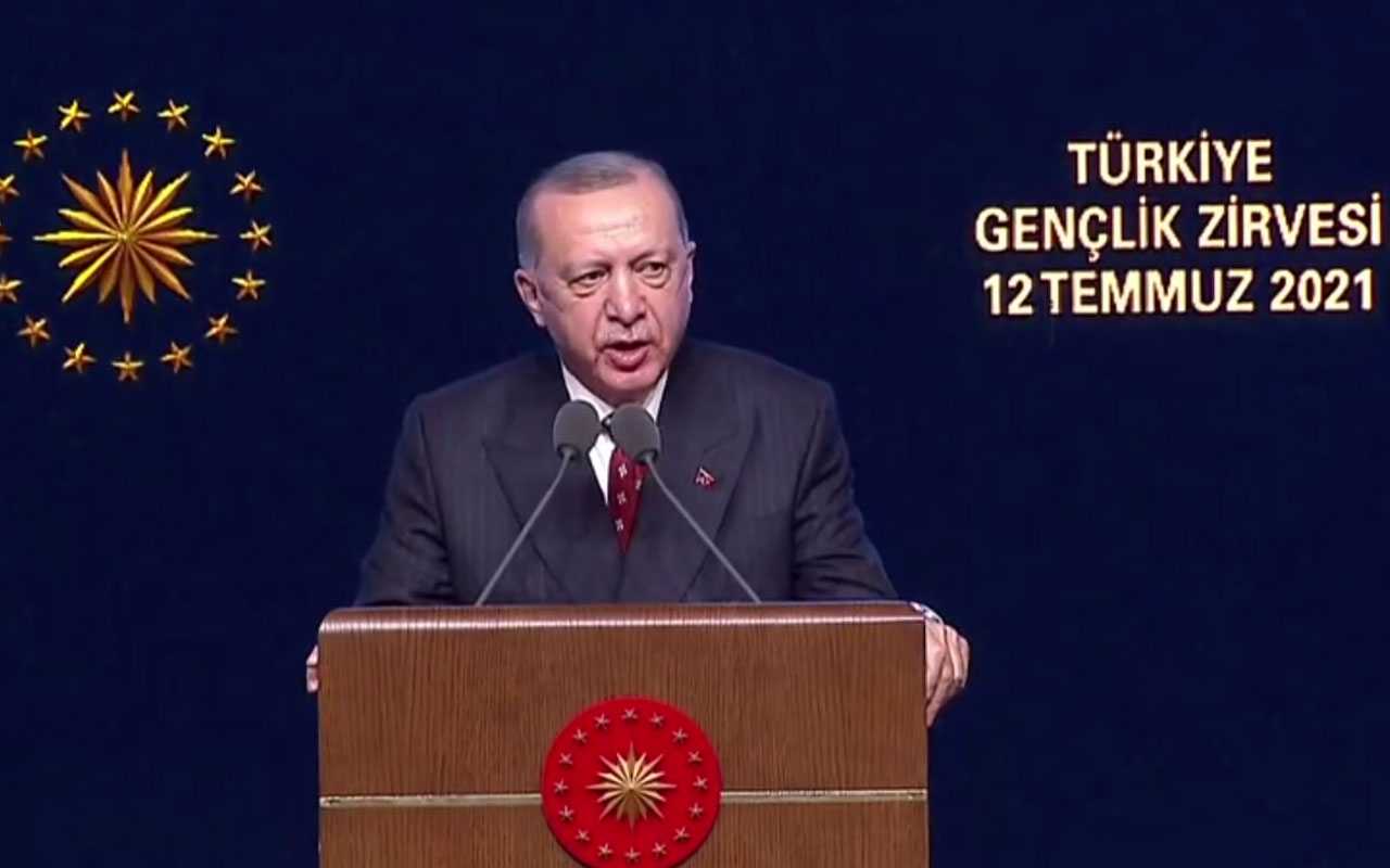 Cumhurbaşkanı Erdoğan, Türkiye Gençlik Zirvesi’nde konuştu