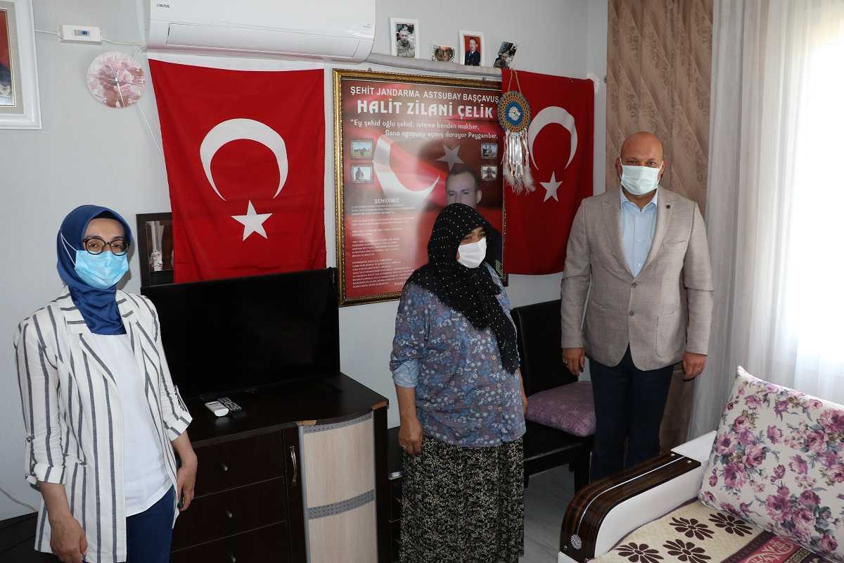 Manisa Büyükşehir’den şehit ailesine duygulandıran jest