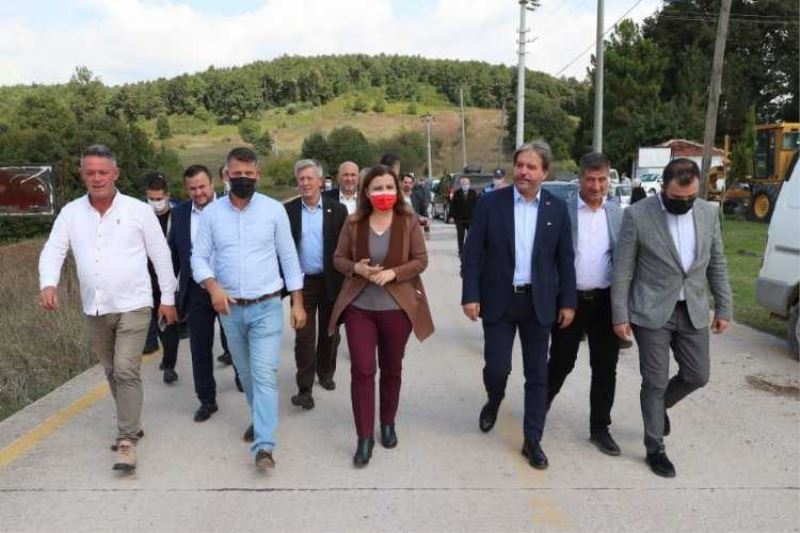 İzmit Belediye Başkanı Hürriyet Dağköydeki çalışmaları inceledi