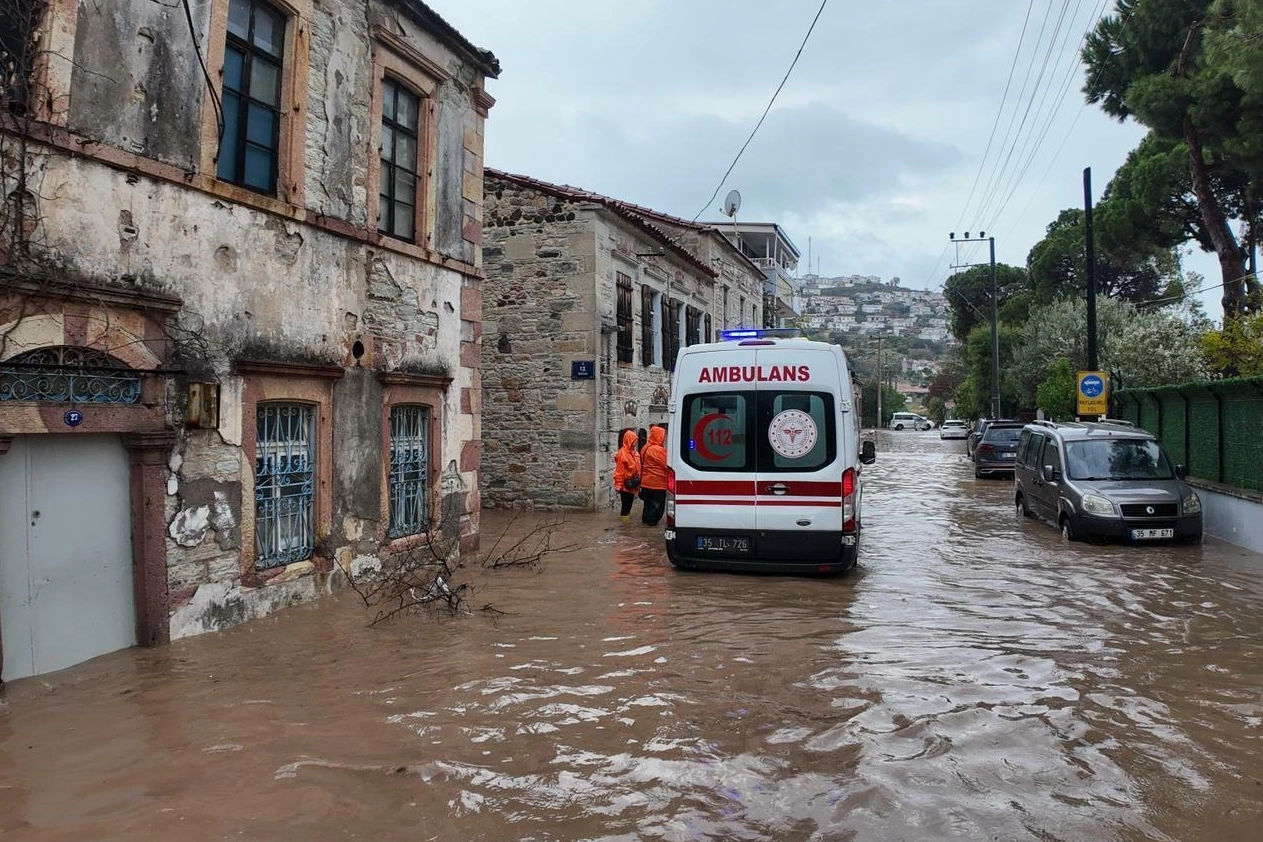 Kuvvetli yağış uyarısı! Foça