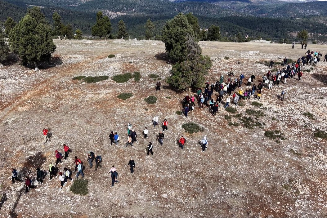 Mersin’de tarihi kilikya yolu yürüyüşüne yoğun ilgi