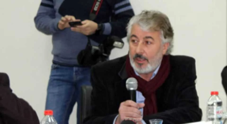 İnternet Yasasının çıkması için CHPden destek istedi