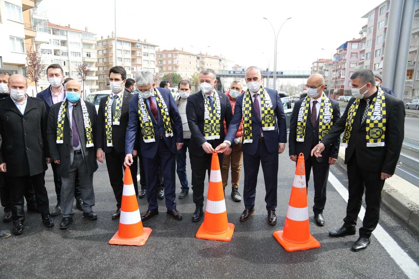 Kocaelide Karamürsel Köprülü Kavşağı trafiğe açıldı