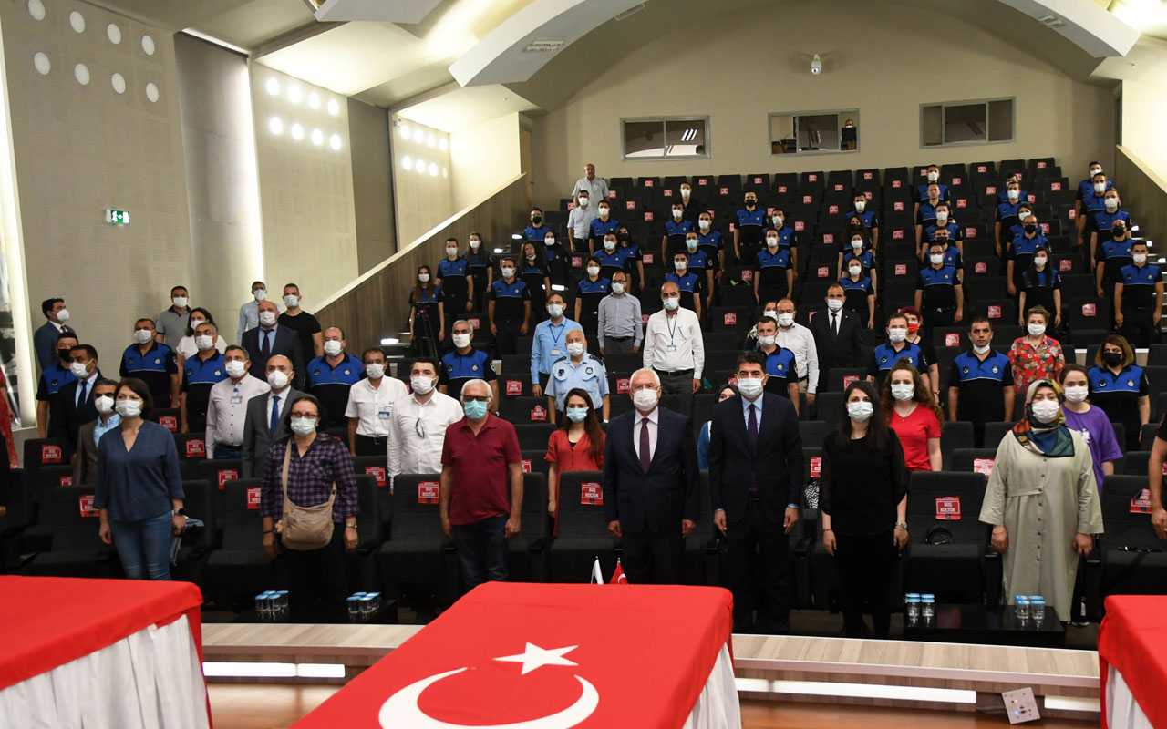 İzmir Karabağlar’da 39 zabıta memuru yemin etti