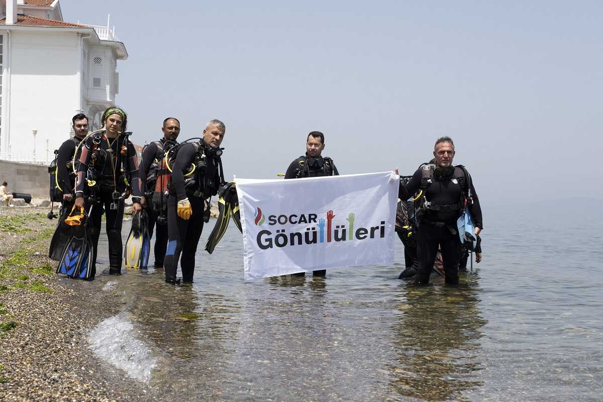 SOCAR Gönüllüleri’nden Marmara Denizi’nde müsilaj ve çöp temizliği