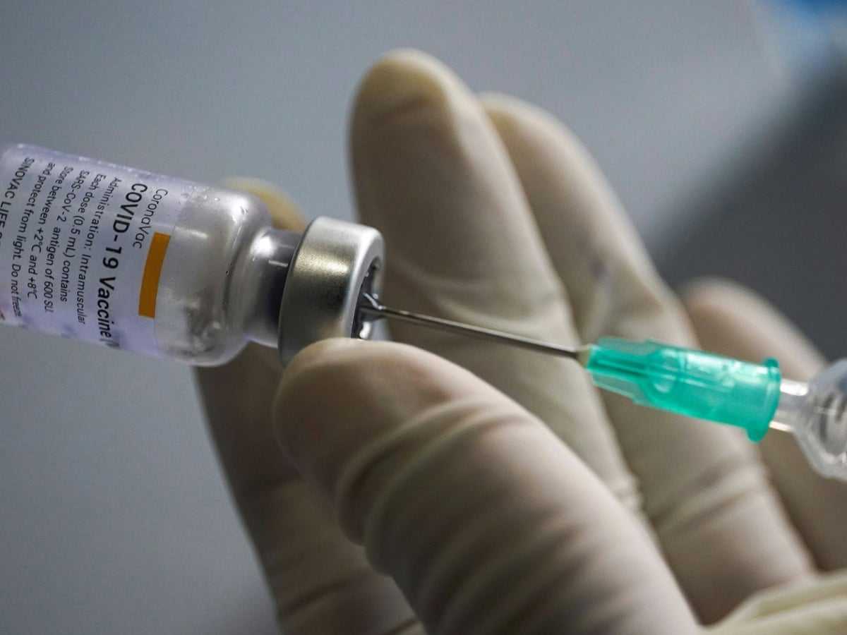Sinovac aşısının yeni etkinlik oranı açıklandı