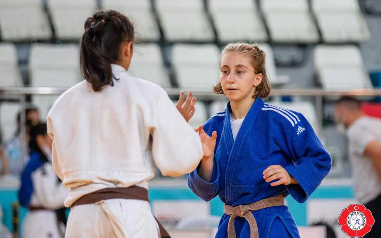 Kocaelili judocular ay yıldız formasıyla Avrupa’da mindere çıkacak