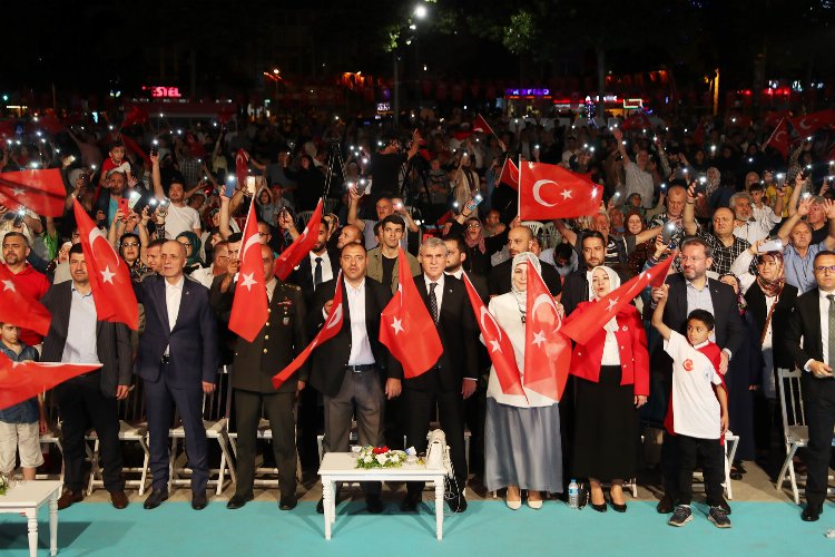 Sakarya 15 Temmuz için tek yürek oldu