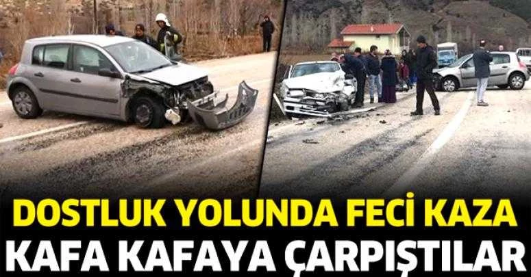DOSTLUK YOLUNDA KAFA KAFAYA ÇARPIŞTILAR