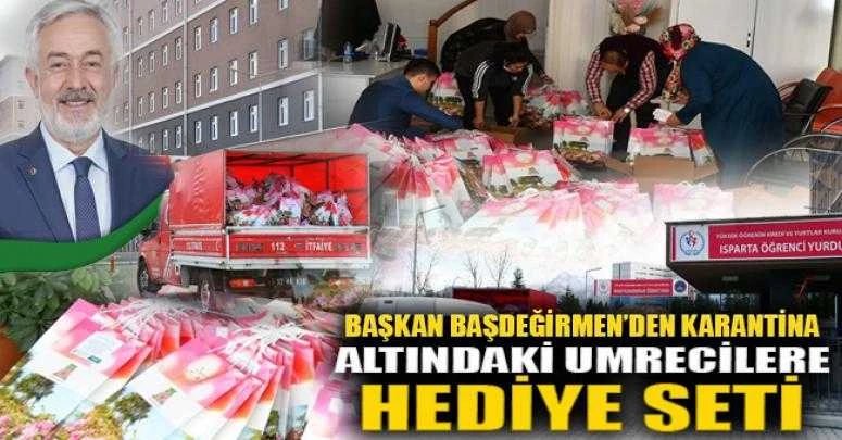 Başkan Başdeğirmen’den karantina altındaki umrecilere hediye seti