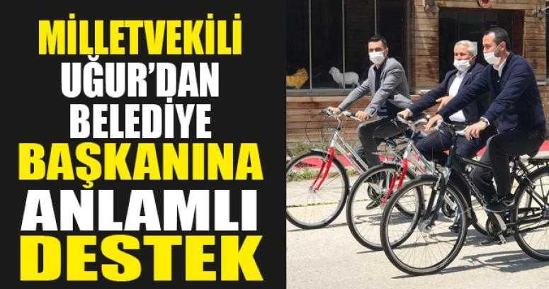 MİLLETVEKİLİ UĞUR’DAN BELEDİYE BAŞKANINA ANLAMLI DESTEK